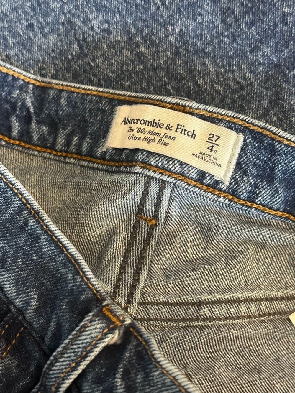 80s Mom Jeans Ultra High Rise - Picture 3 of 4